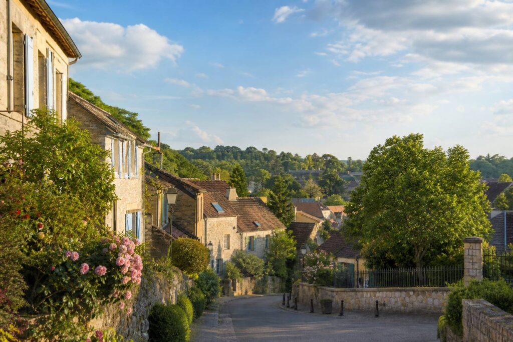 Article sur dampierre en yvelines en lice pour le vi - illustration à la une